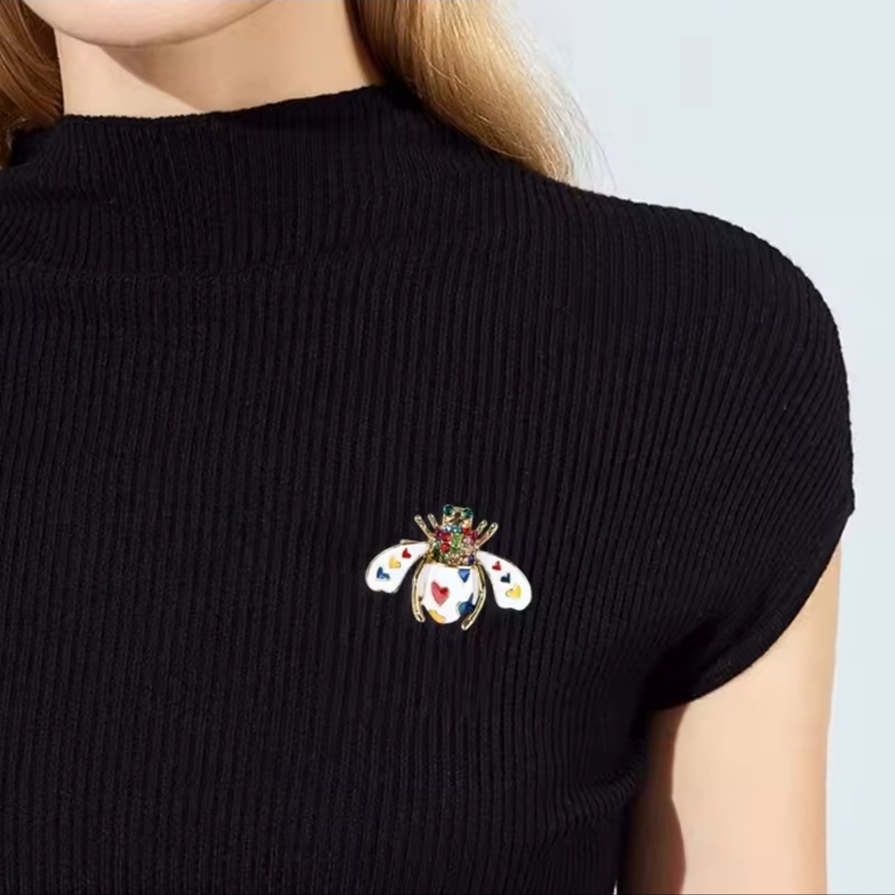 Colorful Bee Brooch - Picture 3 of 5